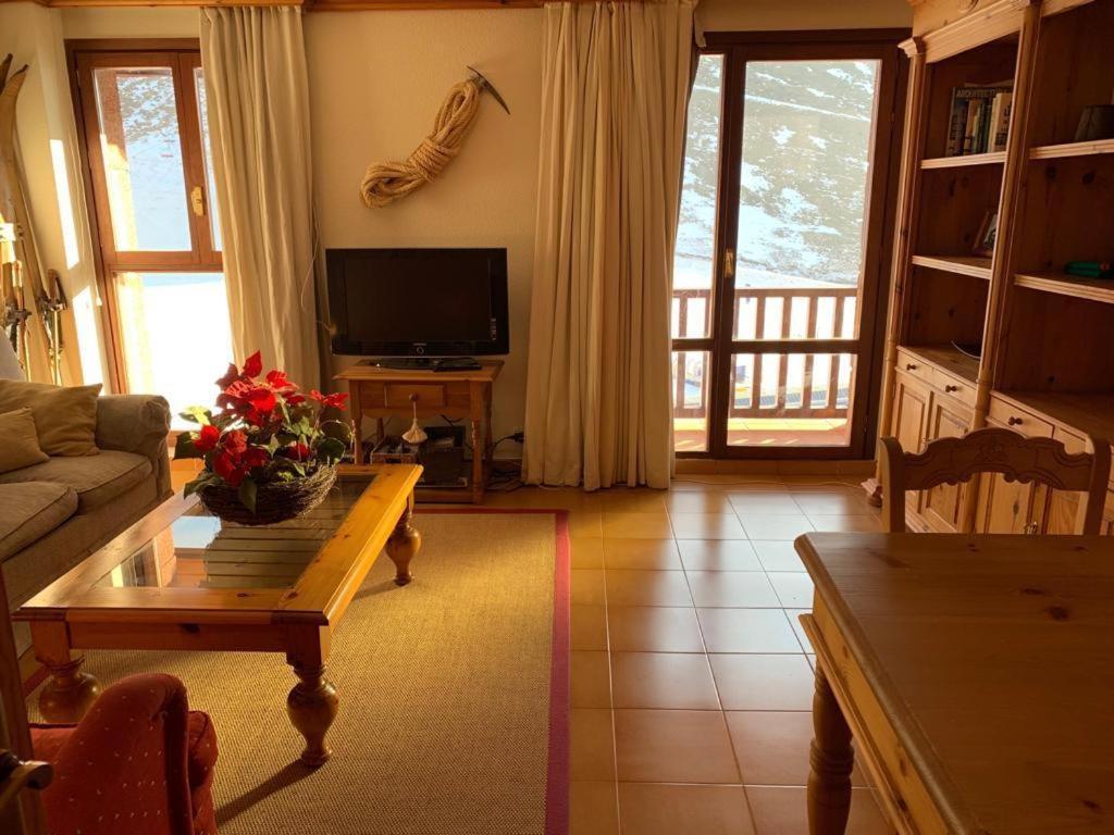 Acogedor Apartamento En 아스툰 외부 사진